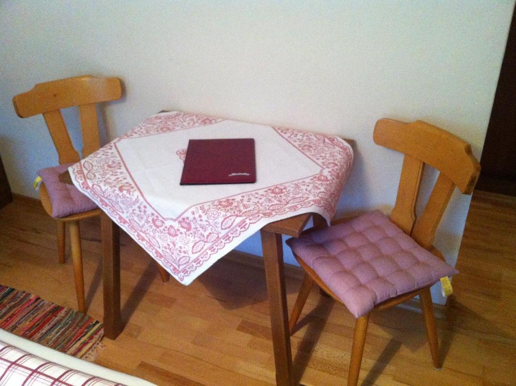 Haus Helga Hotel Ункен Стая снимка